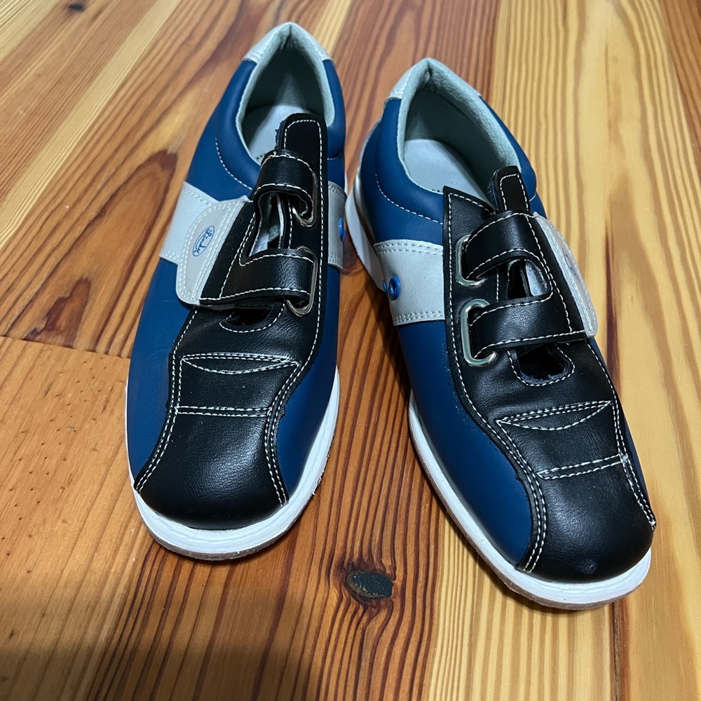 Black and Blue Athletic Shoes with Retro Design